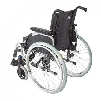Кресла-коляска с ручным приводом Invacare Action 2 NG в Минске