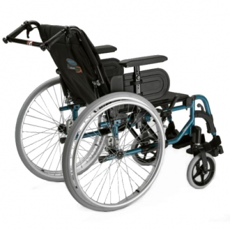 Кресло-коляска с ручным приводом Invacare Action 3 NG в Минске