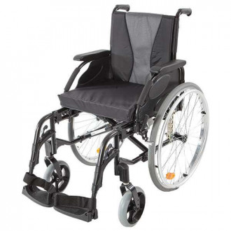 Кресло-коляска с ручным приводом Invacare Action 3 NG в Минске
