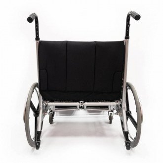 Кресло-коляска с ручным приводом Titan Minimaxx LY-250-1203 в Минске