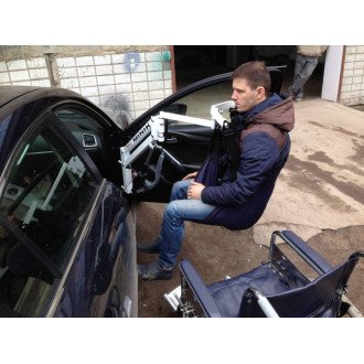 Подъёмник для инвалидов O-Savva Minik в автомобиль в Минске