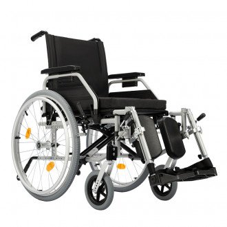 Кресло-коляска с ручным приводом Ortonica Base Lite 400 в Минске