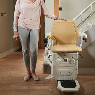 Подъёмник кресельный лестничный Bespoke Stairlifts Infinity V9 в Минске