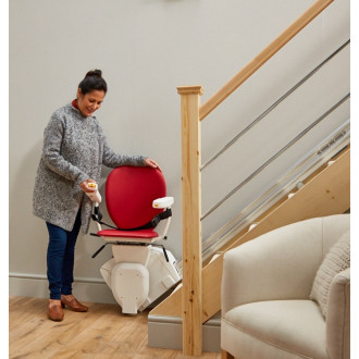 Подъёмник кресельный лестничный Bespoke Stairlifts Synergy в Минске