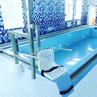 Стационарный подъёмник для бассейна Physioteсhnica вертикальный в Минске