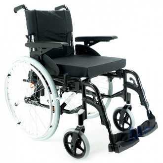 Кресла-коляска с ручным приводом Invacare Action 2ng